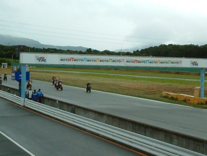 ＲＡＣＥ　１　スタート